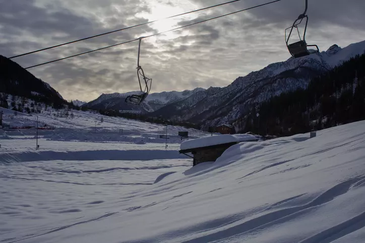 Avventura Invernale: L'Ascesa alla Cima delle Lose