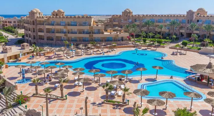 Utopia Beach Club: Logistica Subacquea Insuperabile e Barriera Corallina Privata nel Mar Rosso Meridionale
