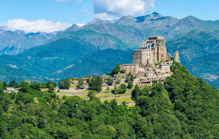 Le Vie Ferrate della Val di Susa: Un'Avventura Verticale per Ogni Livello