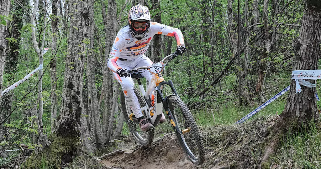 La Pistoia Enduro Series Emoziona i Ciclisti: Trionfo di Agonismo e Adrenalina