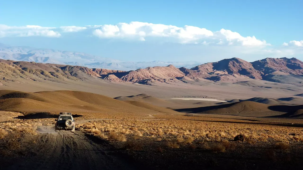 Scopri la Ruta dei Sette Laghi: un'Avventura in Bicicletta nel Cuore della Patagonia Argentina