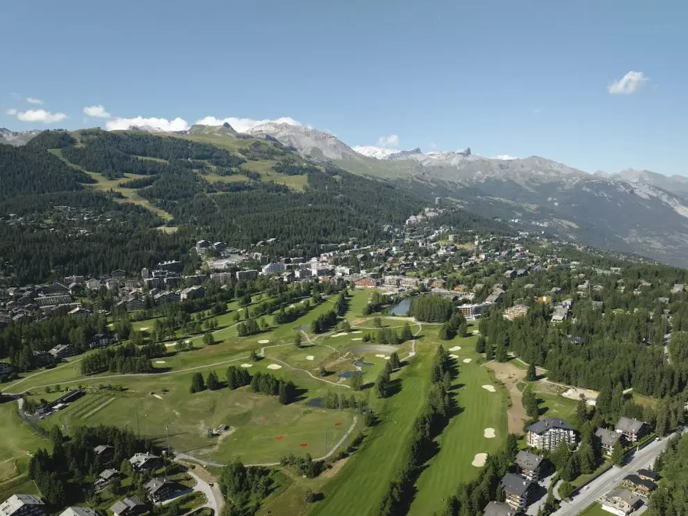 Crans Montana: Un'Estate e un Autunno All'insegna di Sport, Natura e Gusto Alpino