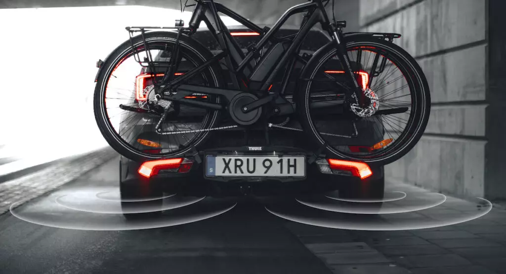Thule Epos ParkSecure: Portabici Intelligente per Manovre Sicure