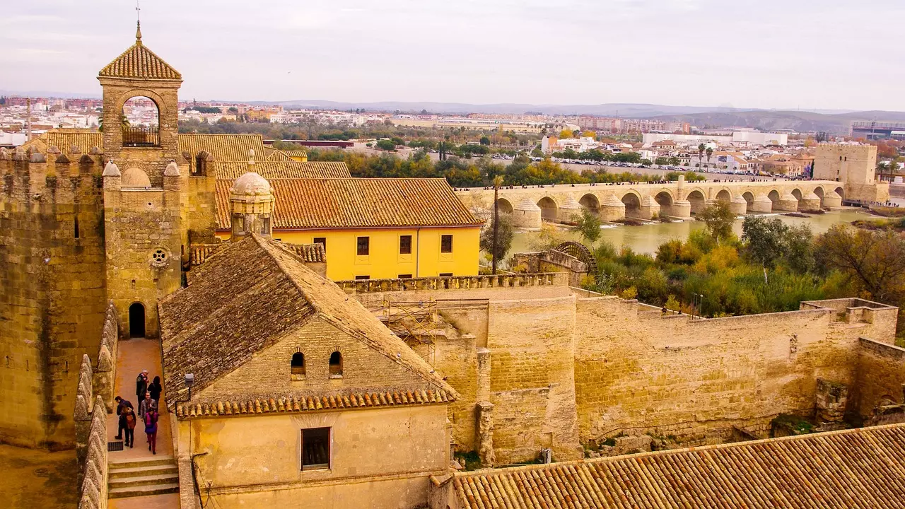 Esplorando l'Anima Autentica dell'Andalusia in Bicicletta: Un Viaggio Indimenticabile sulla TransAndalus
