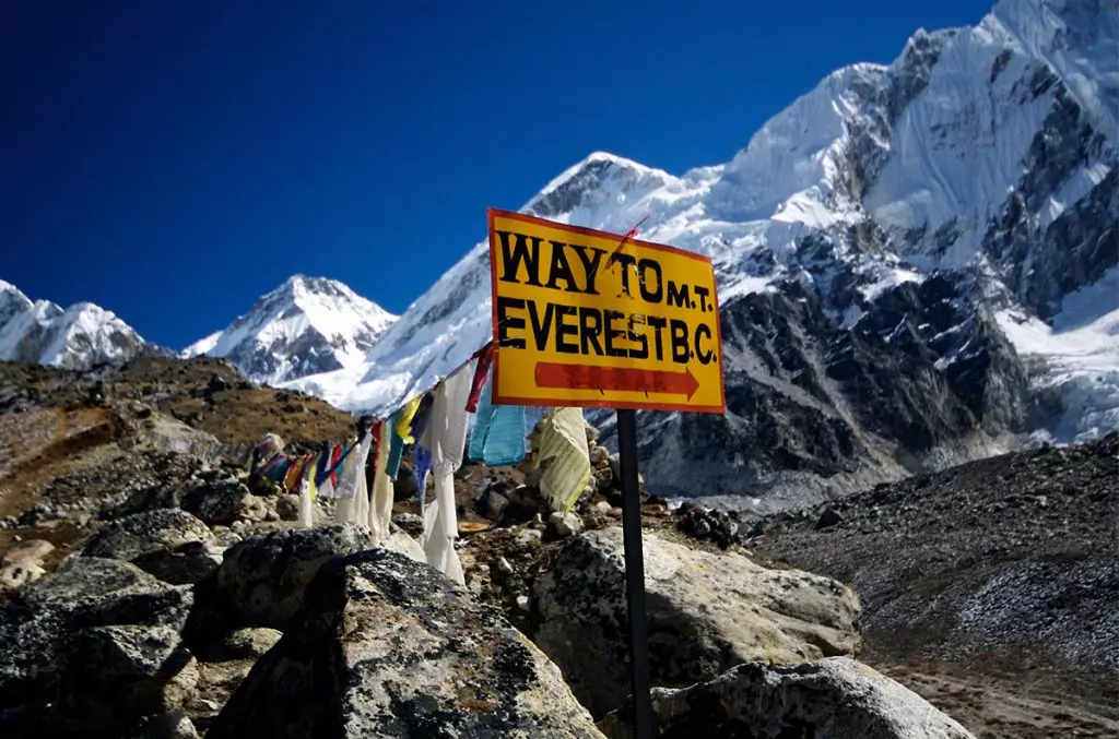 Il Nepal Cerca un Ruolo Guida nell'Alpinismo Globale, Oltre l'Everest
