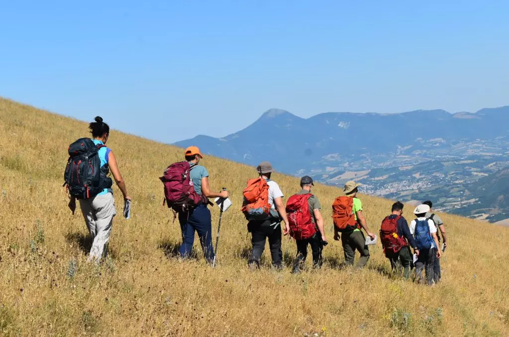 La Battaglia delle Guide Escursionistiche: Richiesta di Legge Nazionale dopo la Sentenza Lombarda