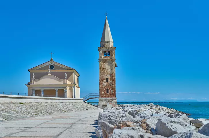 Veneto: Panorami e Tesori Nascosti di Giugno