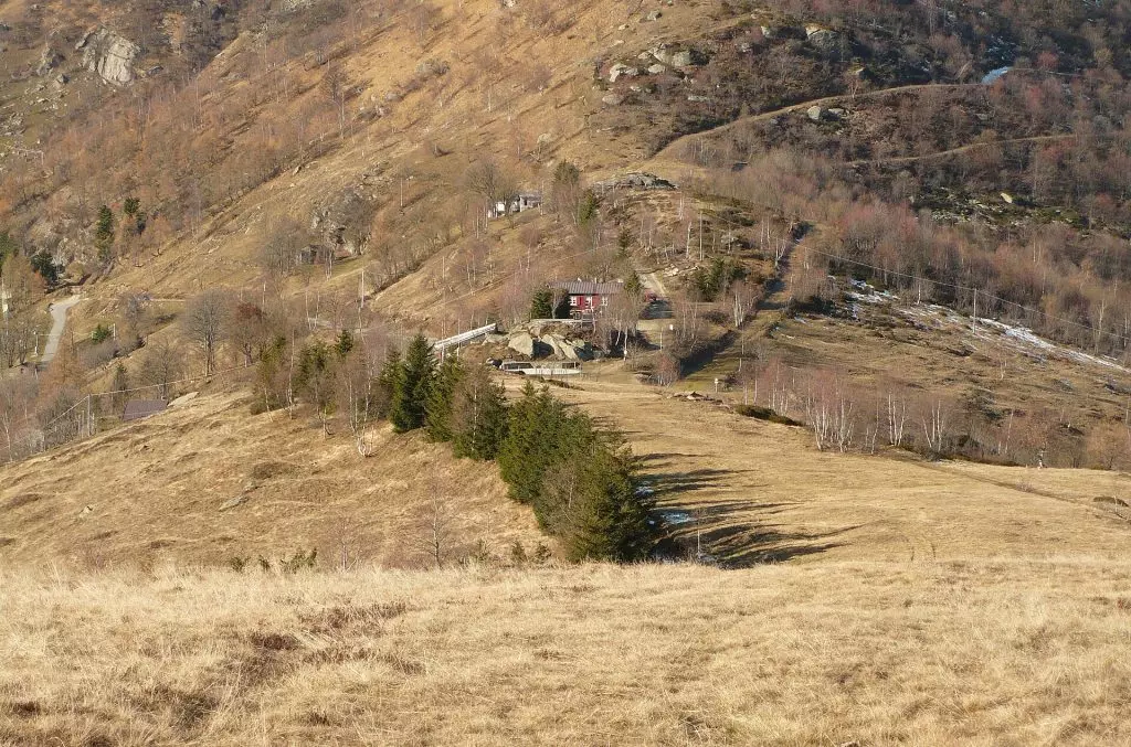 Rifugio Colle Vaccera: Opportunità di Gestione e Rilancio Turistico in Piemonte