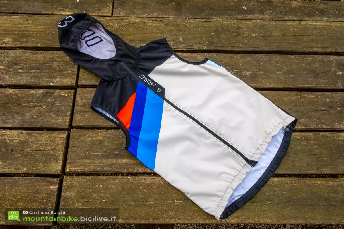 Double3: Un'Etica Rivoluzionaria nell'Abbigliamento da Mountain Bike