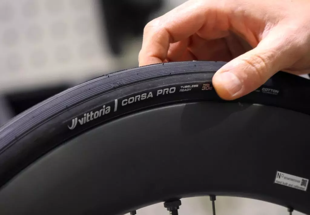 Presentazione del nuovo pneumatico Vittoria Corsa Pro Black