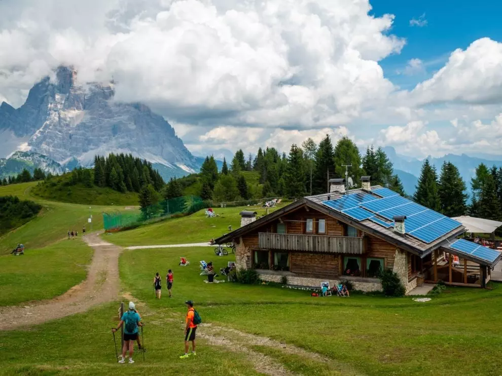 Il Comprensorio del Civetta si Prepara a una Vivace Estate all'Insegna di Natura e Sport