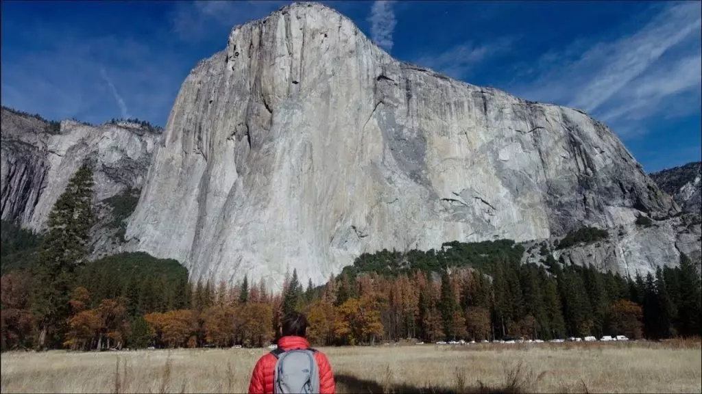 L'Epopea di Alex Honnold: Un Viaggio Cinematografico tra Arrampicata Solitaria e Avventure di Cordata