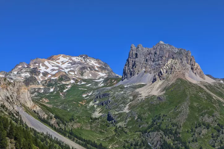 Scoprire la Val di Susa a Giugno: Itinerari Panoramici tra Storia e Natura