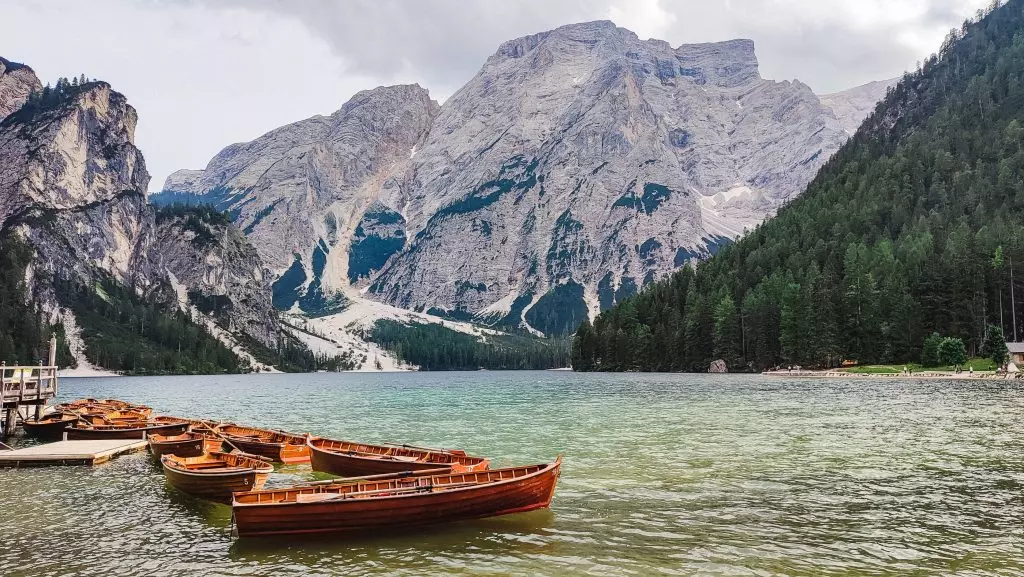 Guardiani delle Dolomiti: Il Ruolo Cruciale dei Ranger per un Turismo Sostenibile
