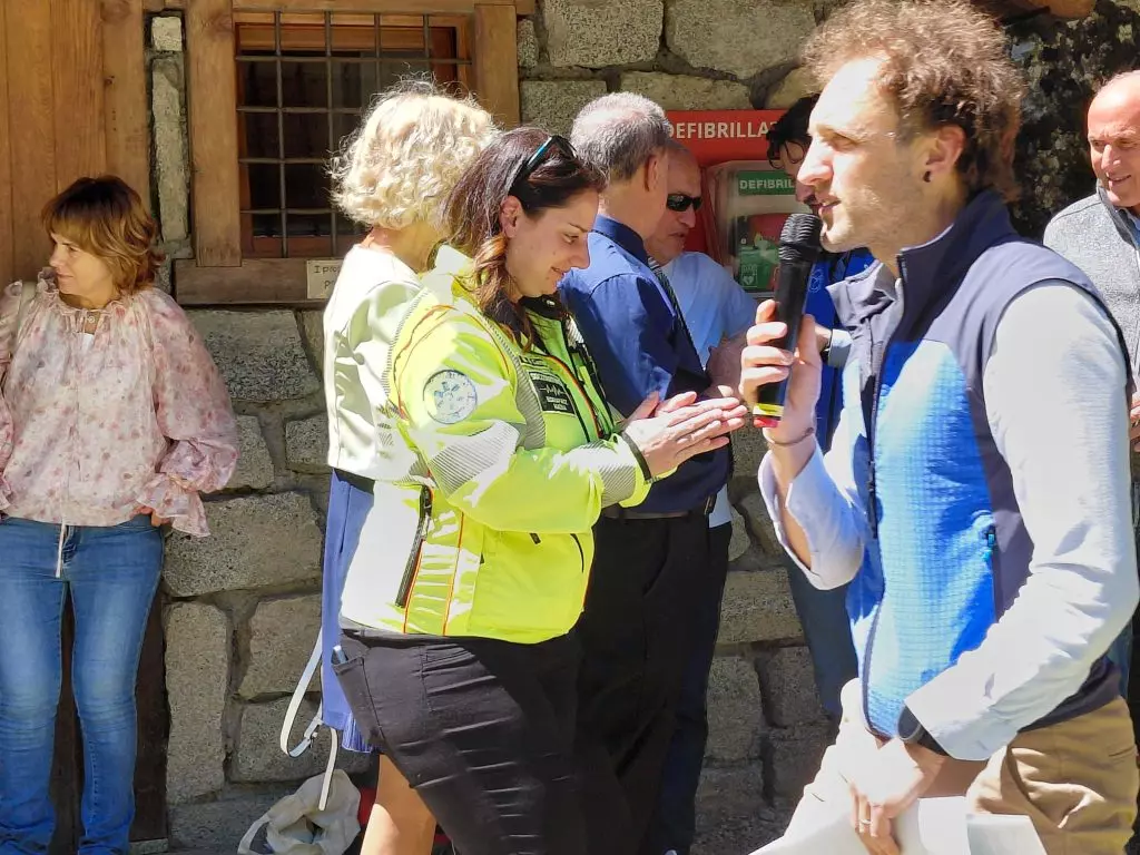 Parco Adamello Brenta: Un'iniziativa Salva-Vita con 12 Defibrillatori Automatici