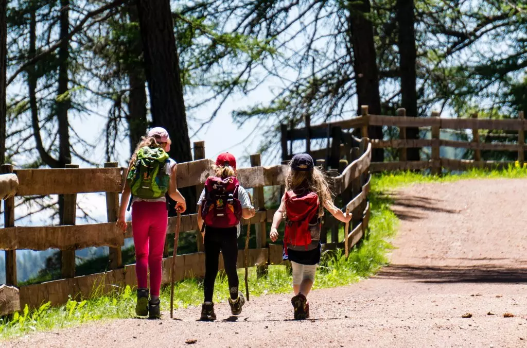 LEARN-OUT: L'educazione come Strategia contro l'Overtourism Montano