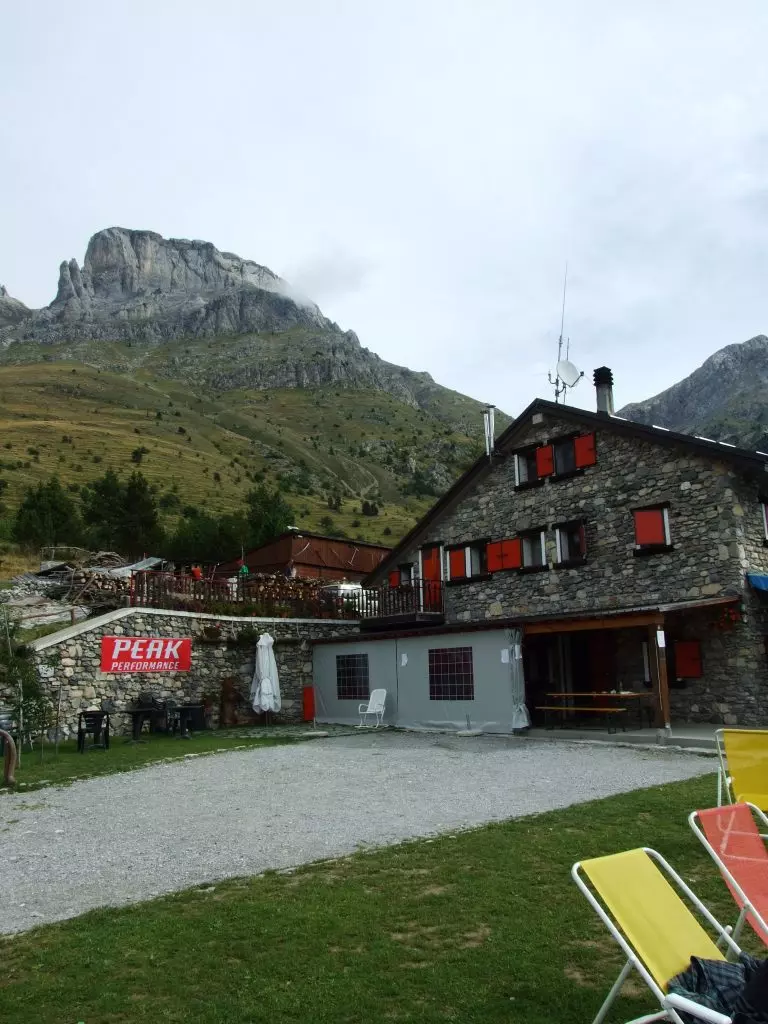 Il CAI di Albenga cerca un nuovo gestore per il Rifugio Mongioie: un'opportunità in montagna