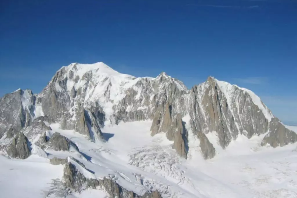 Le Alpi sotto il Carrozzone del Caldo: L'Allarme della Climatologa Serena Giacomin