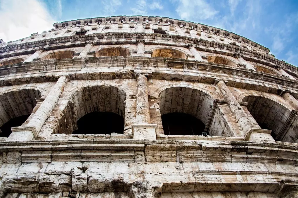 Scoprire la Via Appia Antica in Bicicletta: Un Viaggio Tra Storia e Natura a Roma