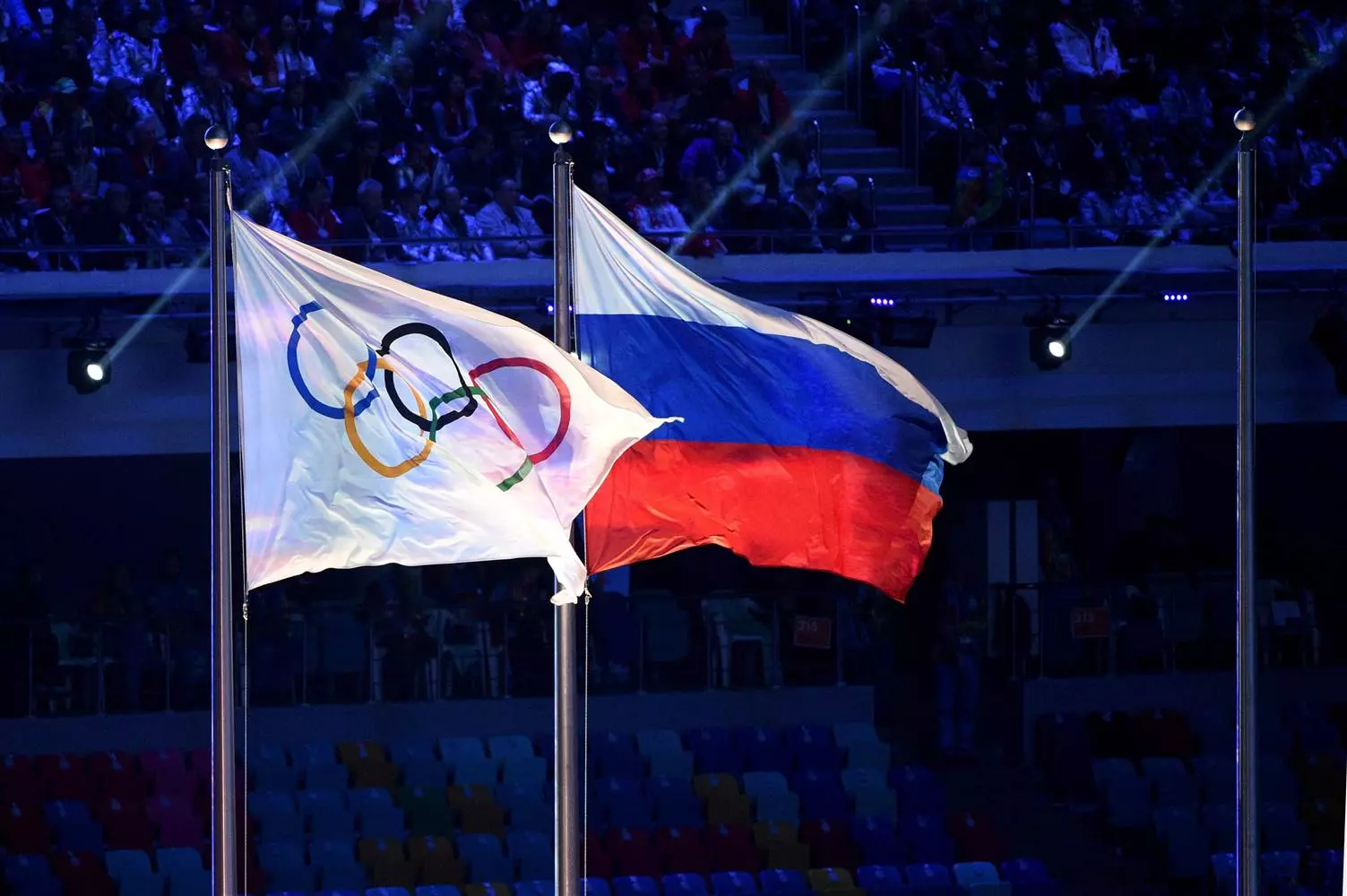 Nazioni Europee Chiedono lo Stop ai Fondi UE per il CIO Dopo il Reintegro degli Atleti Russi