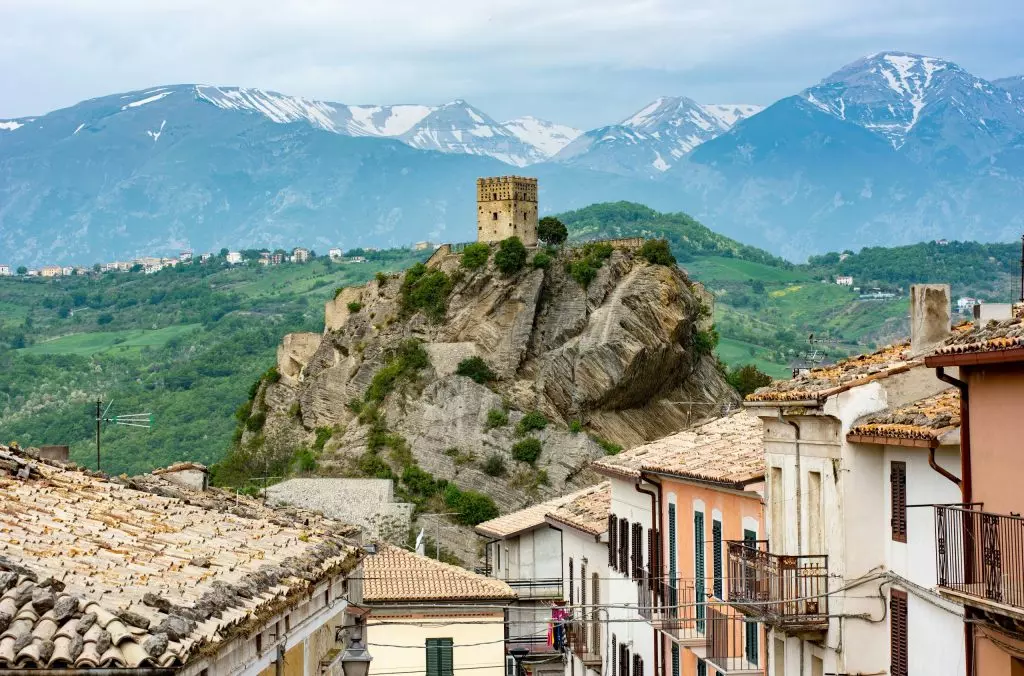 Valutazione degli interventi del PNRR: UNCEM lancia un'indagine per comprendere l'efficacia sul territorio