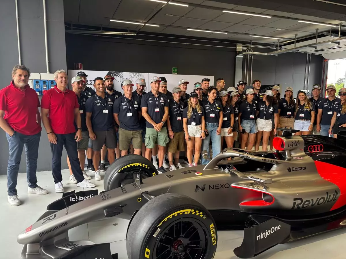 Campioni degli sport invernali italiani sfrecciano a Imola: l'emozionante Audi Driving Experience