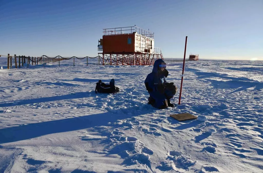 L'Antartide: Un Laboratorio Naturale per i Viaggi Spaziali